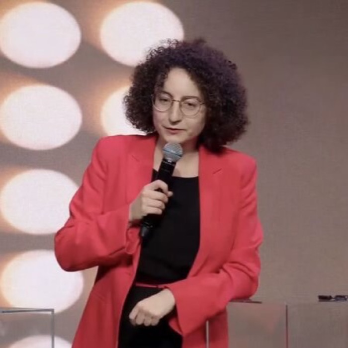 Laura Sibony, Conférencière & autrice · IA, culture et création